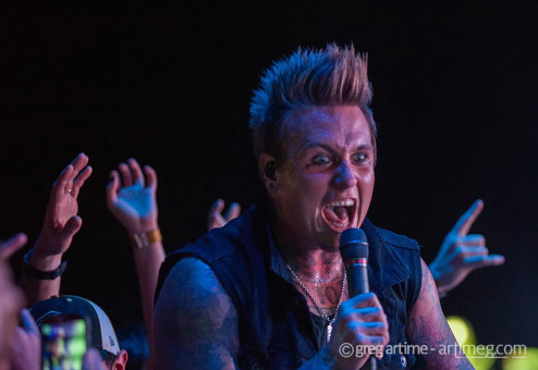 Papa Roach – Carnival of Madness 2013