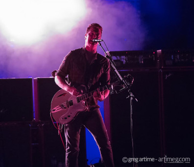 Queens-of-the-Stone-Age_128_20140510